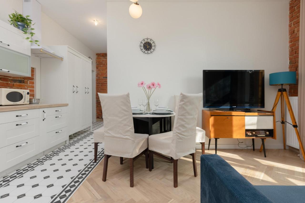 Warsaw Pruszkow Park View Comfortable Apartments By Noclegi Renters Exterior photo